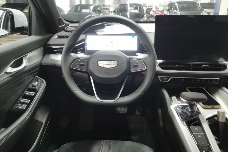 吉利汽车 星瑞 2025款 东方曜 1.5TD 昆仑版中控内饰13