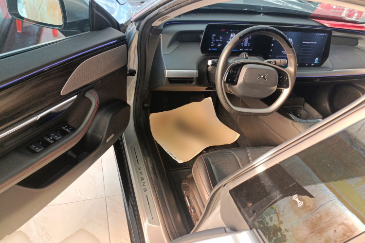 小鹏P7 2022款 625E中控内饰20