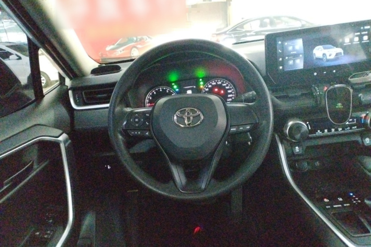 丰田 威兰达 2023款 2.0L CVT两驱领先版局部细节13