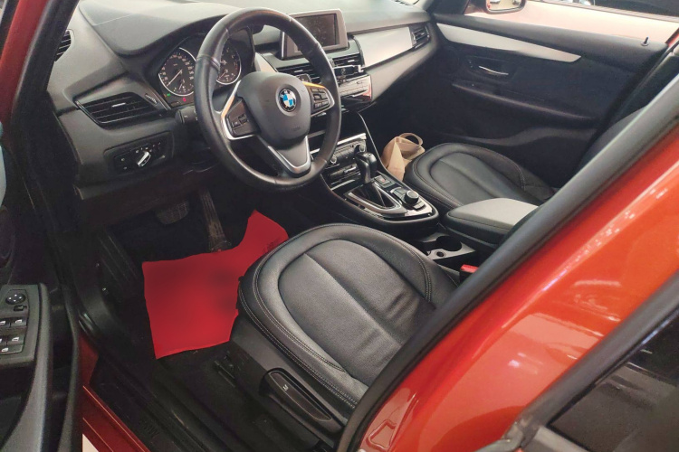 宝马2系旅行车 2016款 218i 时尚型中控内饰19