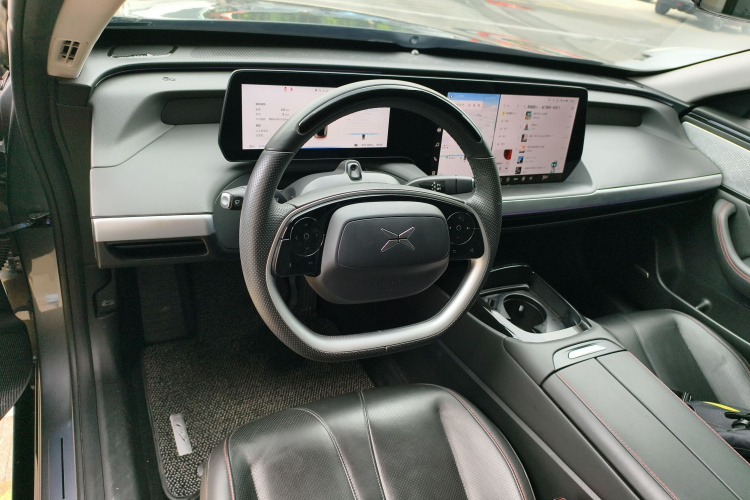 小鹏P7 2022款 625E中控内饰12