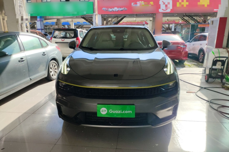 领克05 2020款 2.0TD 两驱耀Plus车身外观6001