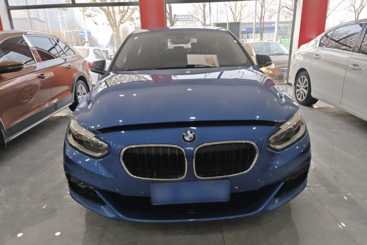 宝马1系 2018款 改款 118i 运动型车身外观2