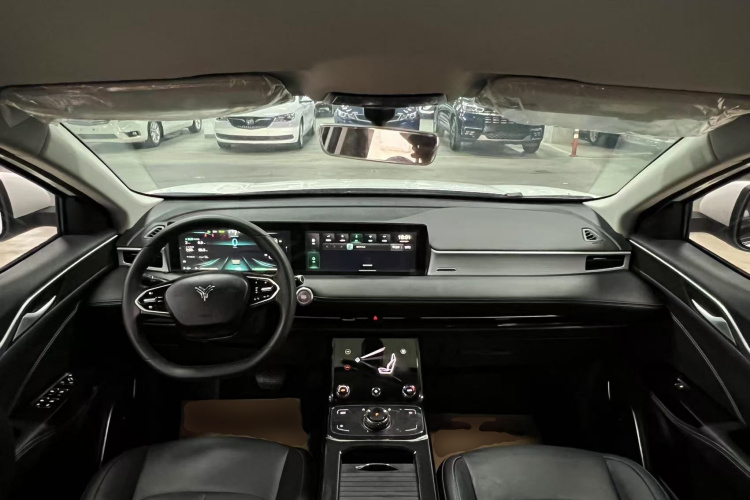 哪吒汽车 2023款 哪吒U-Ⅱ 挑战版 500 U秀 磷酸铁锂中控内饰7002