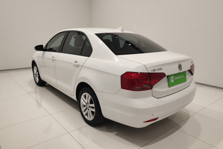 大众 捷达 2019款 梦想版 1.4L 手动时尚型车身外观5