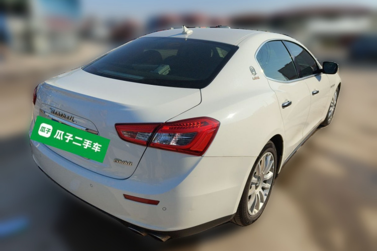 玛莎拉蒂 Ghibli 2014款 3.0T 标准版车身外观7