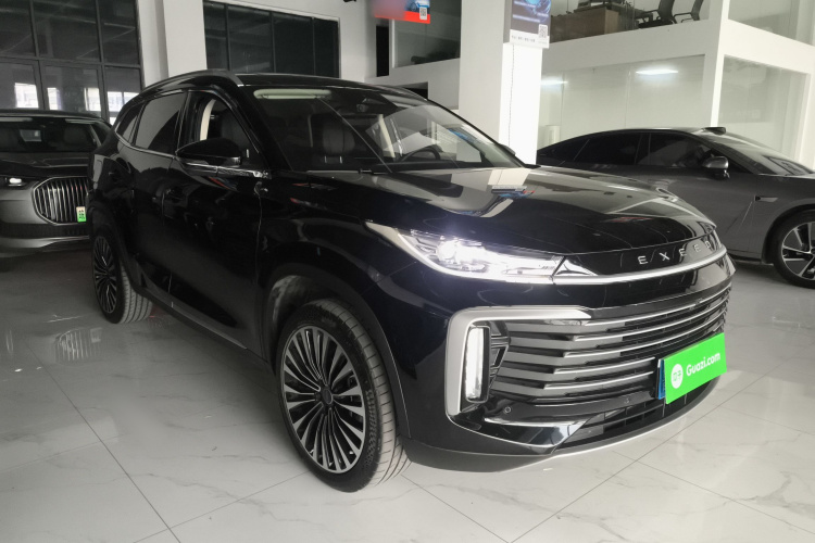 星途凌云 2025款 400T 四驱星尊版车身外观3