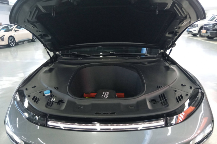 小鹏P7 2020款 670N局部细节24