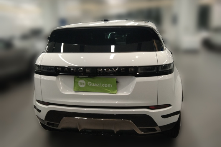 路虎 揽胜极光 2023款 极光L 249PS 豪华版车身外观6