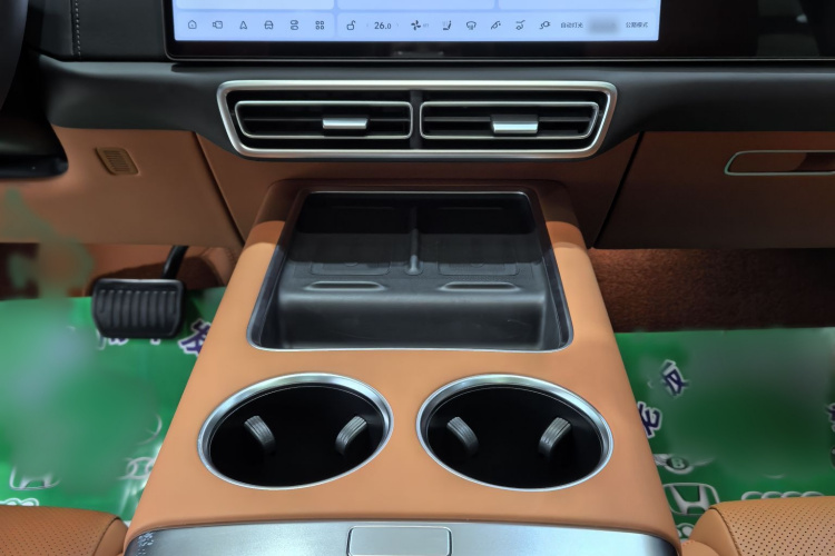 理想汽车 理想L6 2024款 Pro中控内饰7004