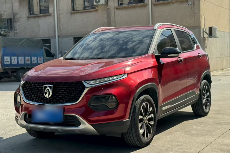 宝骏510 2017款 1.5L 手动豪华型车身外观1