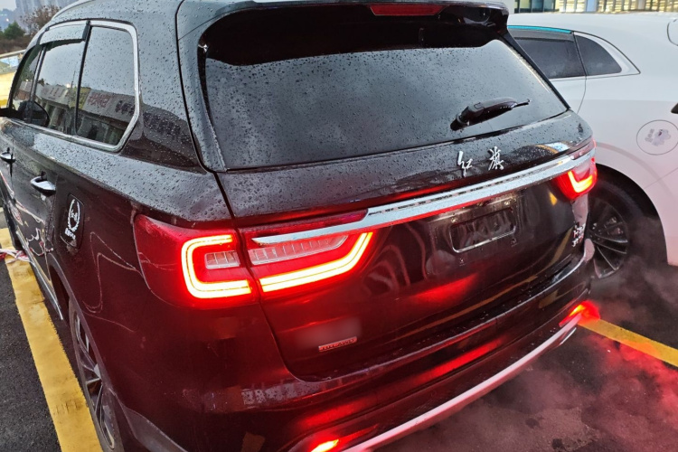 红旗HS7 2022款 3.0T 自动四驱智联旗享版 五座车身外观6