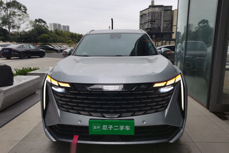 吉利汽车 博越L 2023款 1.5TD DCT尊贵型车身外观2