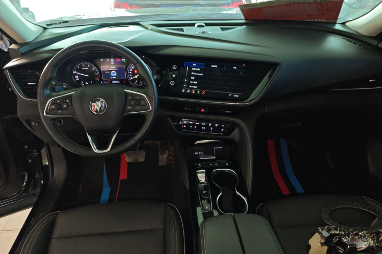 别克 2023款 昂科威S 552T 两驱豪华型中控内饰12