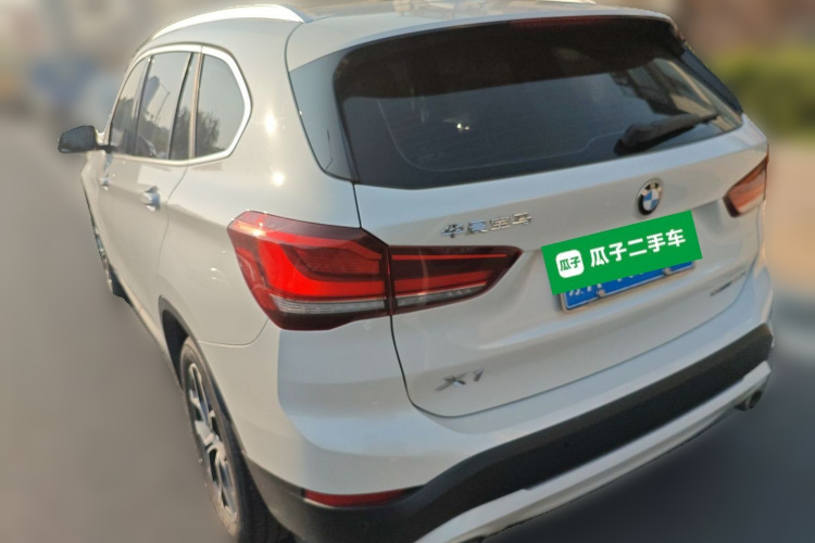 宝马X1 2020款 sDrive25Li 领先型车身外观6003