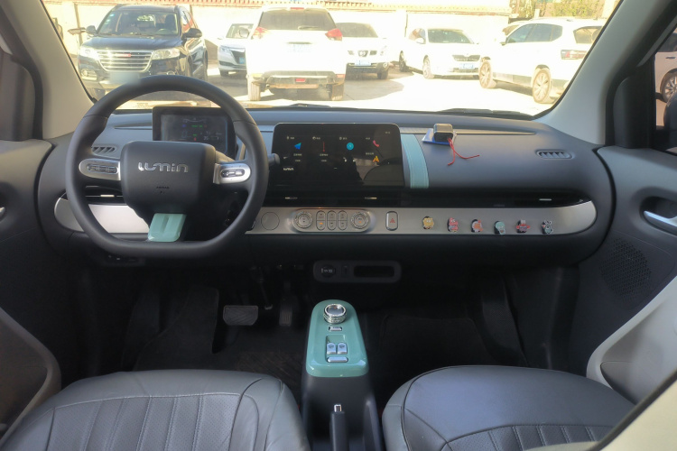 长安启源 长安Lumin 2023款 205km 香沁款中控内饰12