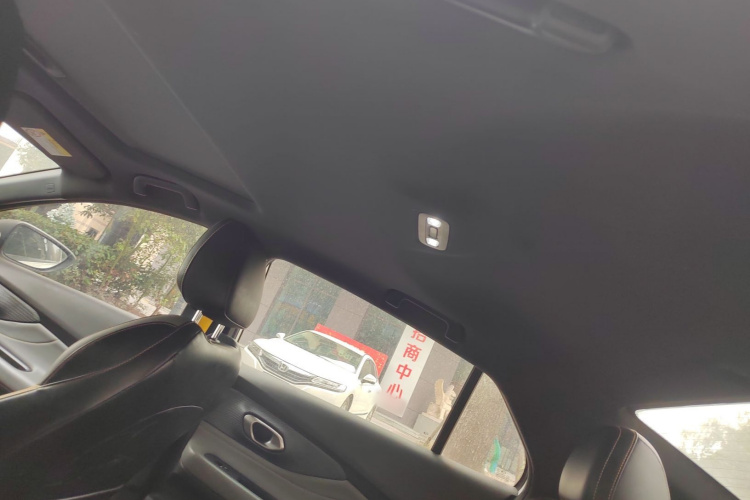 广汽传祺 影豹 2023款 270T DCT J11版中控内饰22