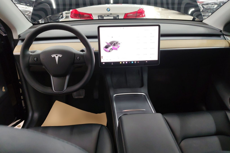 特斯拉 Model Y 2022款 改款 后轮驱动版中控内饰12