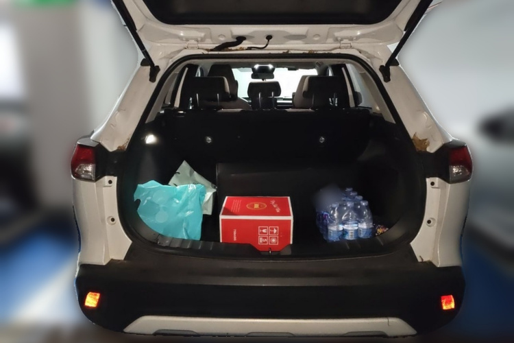 丰田 卡罗拉锐放 2023款 2.0L 先锋版局部细节23