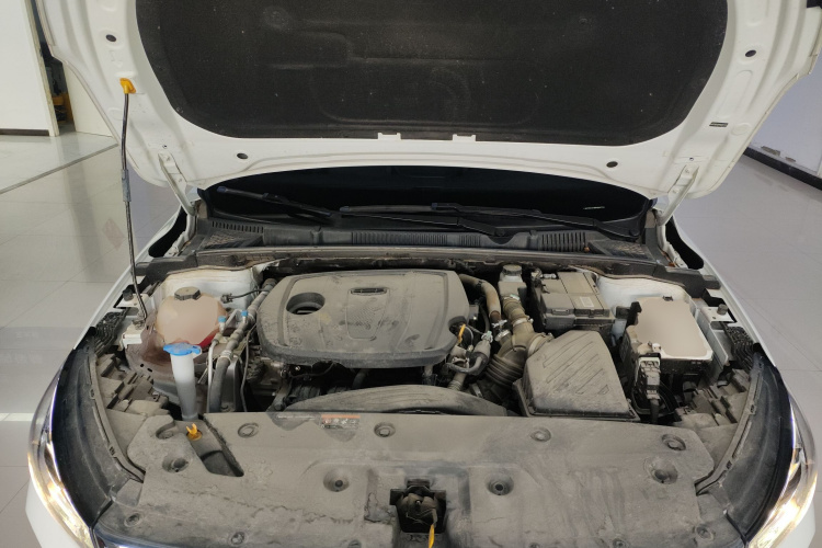 吉利汽车 帝豪 2023款 第4代冠军版 1.5L CVT豪华型机舱底盘24