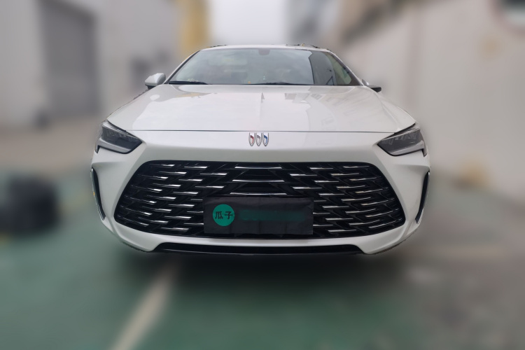 别克 君威 2024款 25T 超享版车身外观2