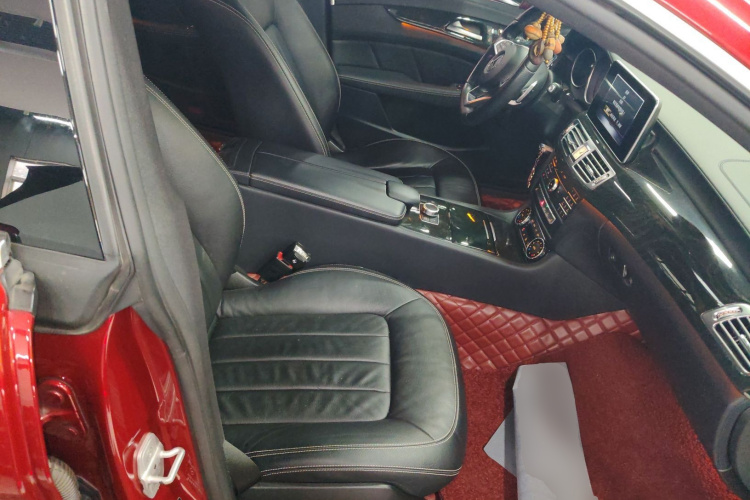 奔驰CLS 2017款 CLS 260逸彩版局部细节41