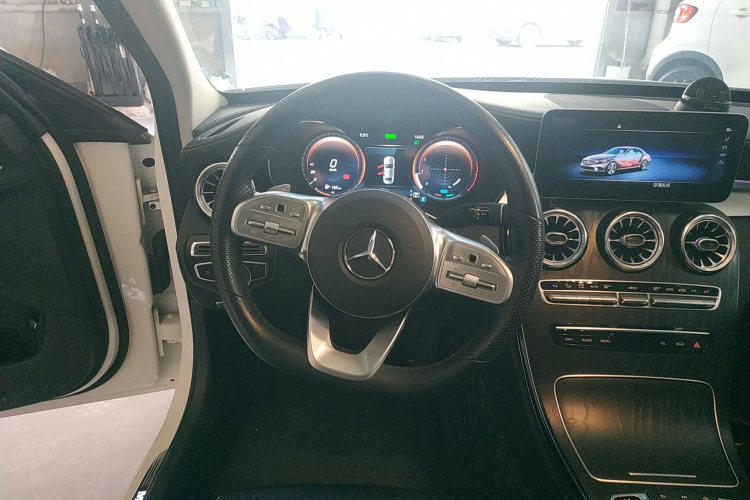 奔驰C级 2020款 C 260 L 运动版局部细节13