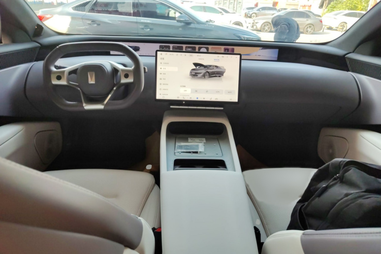 阿维塔12 2024款 700 三激光后驱奢享版中控内饰7002