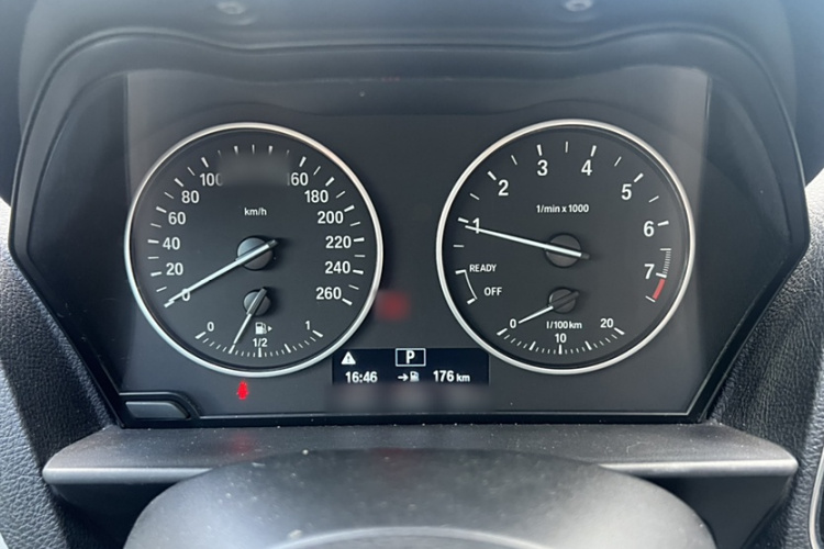 宝马1系(进口) 2016款 118i 领先型局部细节14