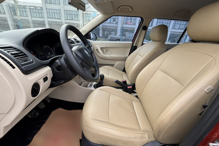 斯柯达 晶锐 2014款 1.4L 手动晶致版中控内饰7003