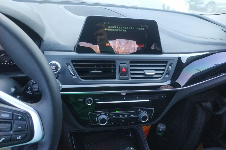 宝马1系 2018款 118i 运动型局部细节16