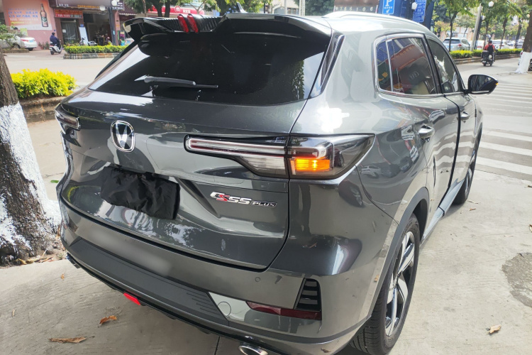 长安CS55PLUS 2024款 第三代 1.5T DCT卓越型车身外观7