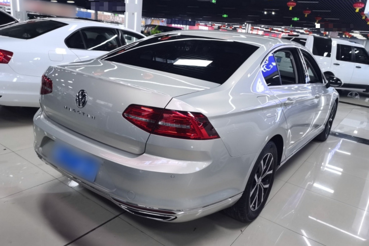 大众 迈腾 2017款 330TSI DSG 豪华型车身外观6005