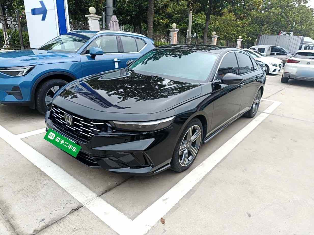 本田 雅阁 2025款 运动系列 260TURBO 尊贵版(2)