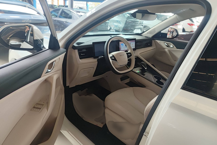 荣威D5X DMH 2024款 135科技版中控内饰7003