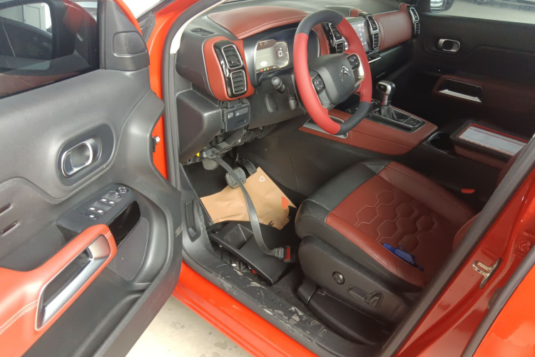 雪铁龙 天逸 C5 AIRCROSS 2017款 350THP 豪华型中控内饰7003