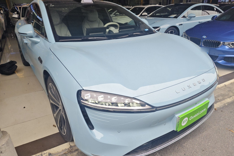 鸿蒙智行 智界S7 2024款 Max+车身外观3