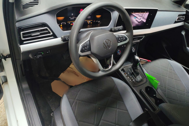 大众 朗逸 2023款 1.5L 自动得逸版中控内饰7002