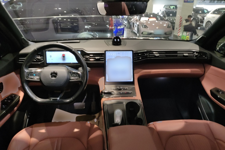 蔚来EC6 2020款 605KM 运动版中控内饰7002