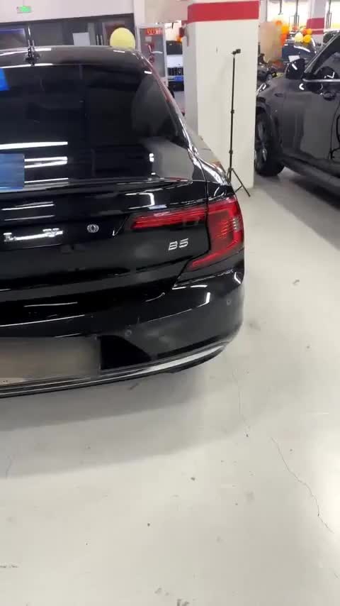 沃尔沃S90 2023款 B5 智远豪华版讲解2