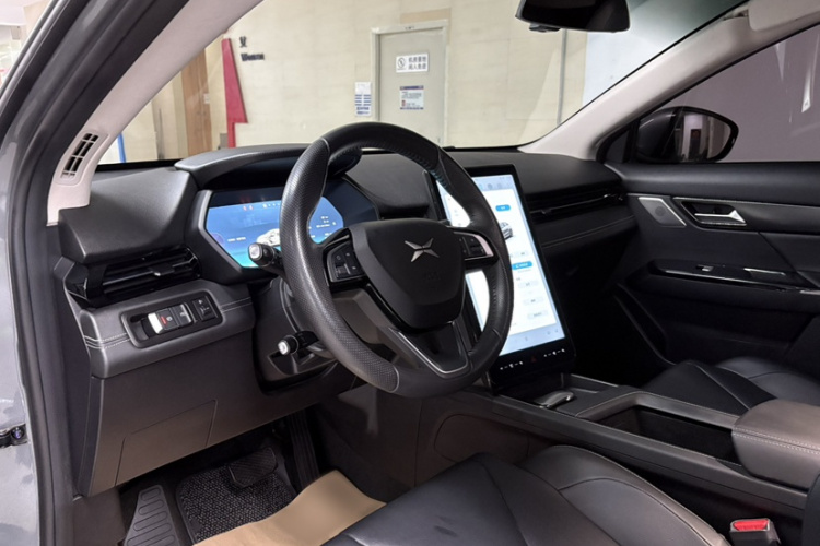 小鹏G3 2021款 G3i 460G中控内饰7005