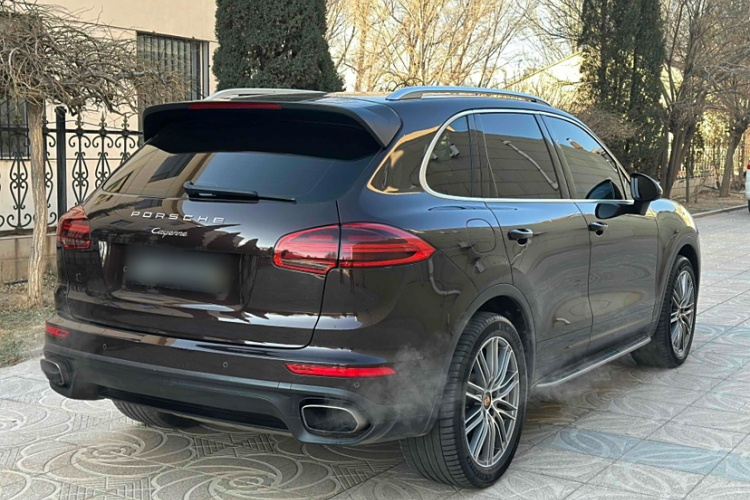 保时捷 2015款 Cayenne 3.0T车身外观6005