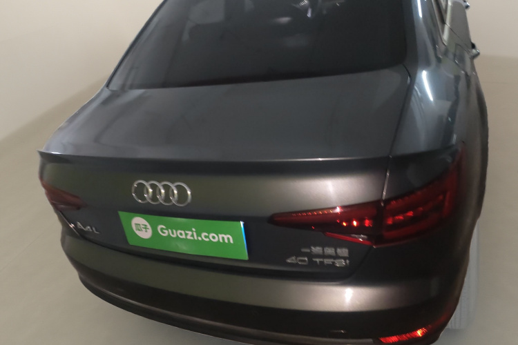奥迪A4L 2019款 40 TFSI 进取型 国VI车身外观6