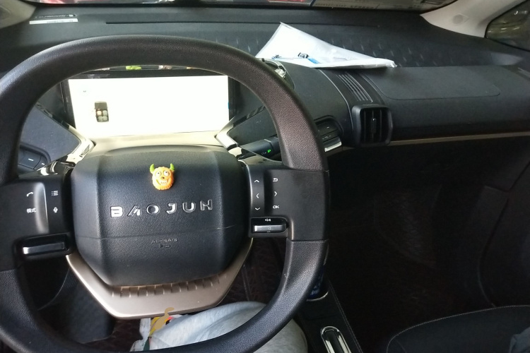 宝骏KiWi EV 2022款 设计师轻享版 三元锂中控内饰12