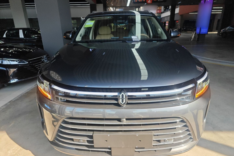 鸿蒙智行 问界M7 2024款 1.5T 后驱Plus版 5座车身外观2