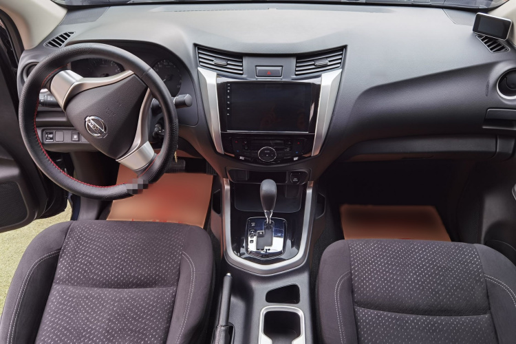 日产 纳瓦拉 2017款 2.5L自动两驱豪华版QR25中控内饰7002