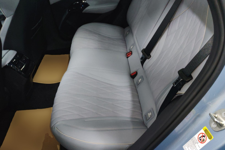 比亚迪 海豹 2022款 650km 四驱性能版中控内饰21