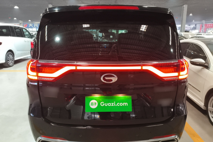 广汽传祺 传祺M8 2018款 320T 尊享版车身外观6004