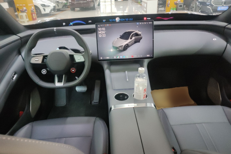 小米汽车 小米YU7 2025款 超长续航后驱版中控内饰12