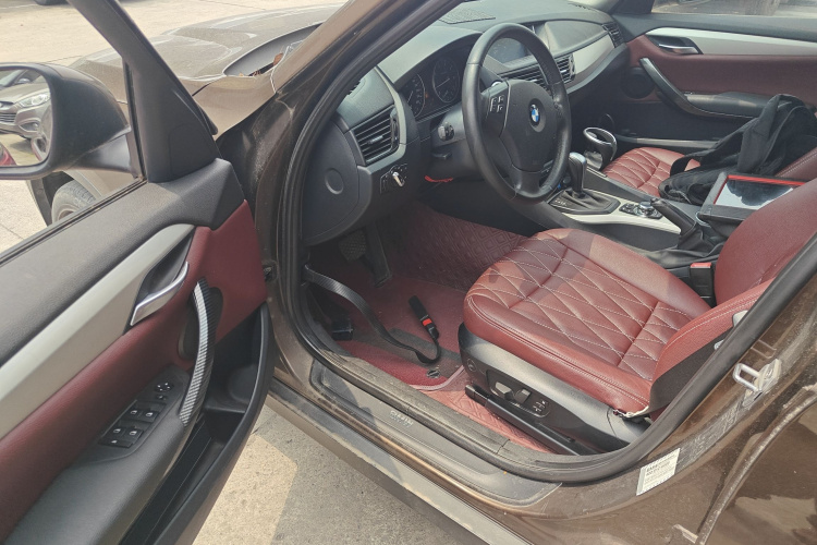 宝马X1 2013款 sDrive18i 时尚型中控内饰20